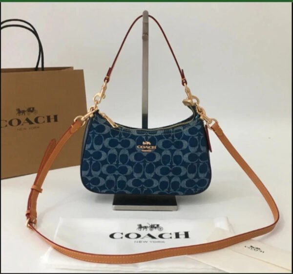 CAF82 Coach Denim/Natural Teri Shoulder Bag Signature Denim Outlet Products NWT