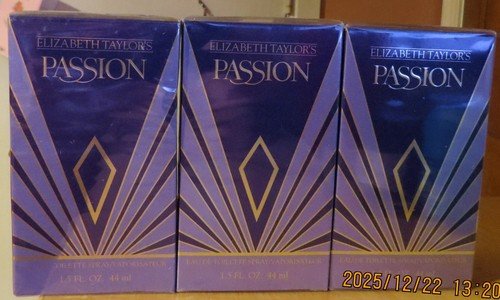 SEALED 3) PACKS ELIZABETH TAYLOR PASSION EDT SPRAY 1.5 oz PERFUME NEW VINTAGE